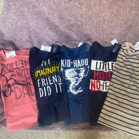 Set of 5 NWT Long Sleeved Boys Shirts Size 5 - Picture 1 of 3